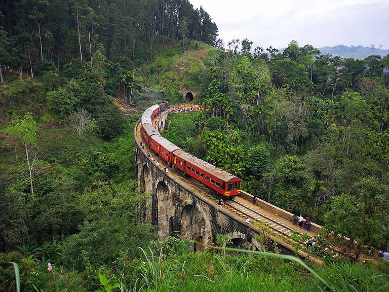 Sri Lanka train